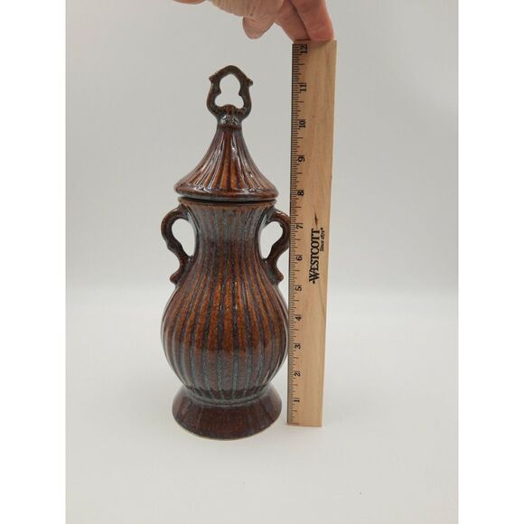 vtg JIM BEAM Collectible Decanter BOTTLE 1979 Urn Ribbed Brown & Blue - Picture 2 of 9